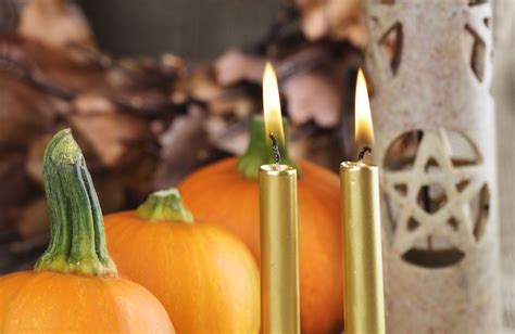 Wiccan samhain traditions